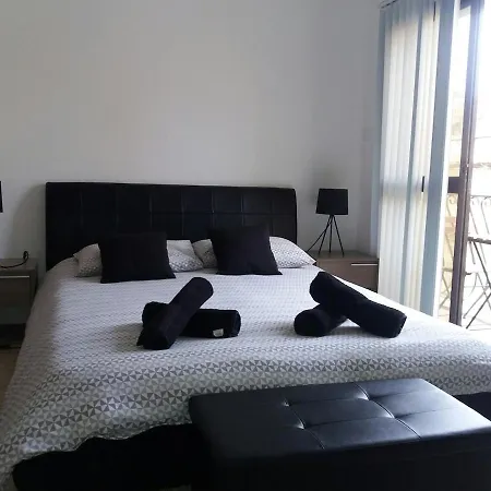 Lejlighed 1 Bedroom Nicely Furnished In