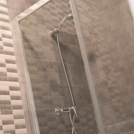 1 Bedroom Nicely Furnished In *