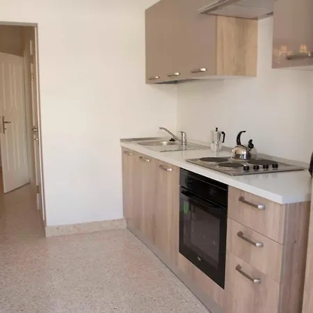 Apartmán 1 Bedroom Nicely Furnished In *