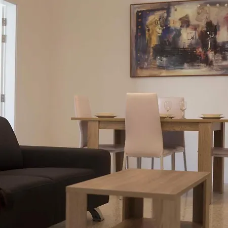 1 Bedroom Nicely Furnished In